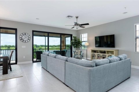 Condominio en alquiler en Venice, Florida, 3 dormitorios, 205.78 m2 № 213380 - foto 6