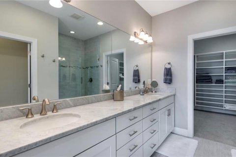 Condo in Venice, Florida, 3 bedrooms  № 213380 - photo 9