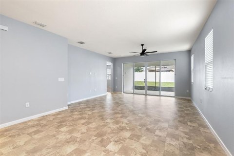 Casa en venta en Okahumpka, Florida, 4 dormitorios, 177.91 m2 № 1403785 - foto 6