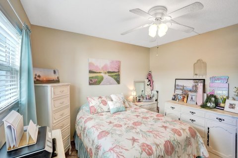 Condominio en venta en Lauderdale-by-the-Sea, Florida, 2 dormitorios, 85.47 m2 № 945462 - foto 28