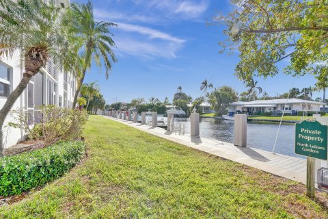 Condo in Lauderdale-by-the-Sea, Florida, 2 bedrooms  № 945462 - photo 18