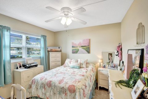 Condominio en venta en Lauderdale-by-the-Sea, Florida, 2 dormitorios, 85.47 m2 № 945462 - foto 29
