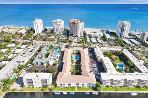 Condo in Lauderdale-by-the-Sea, Florida, 2 bedrooms  № 945462 - photo 14