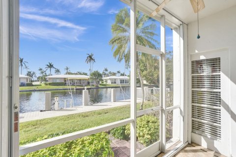 Condominio en venta en Lauderdale-by-the-Sea, Florida, 2 dormitorios, 85.47 m2 № 945462 - foto 22