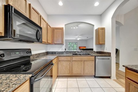 Adosado en venta en Tampa, Florida, 3 dormitorios, 192.4 m2 № 1364737 - foto 12