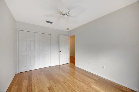 Townhouse in Tampa, Florida 3 bedrooms, 192.4 sq.m. № 1364737 - photo 20