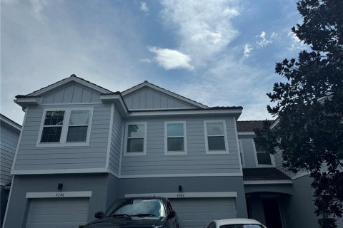 Townhouse in Orlando, Florida 3 bedrooms, 159.23 sq.m. № 1364763 - photo 1