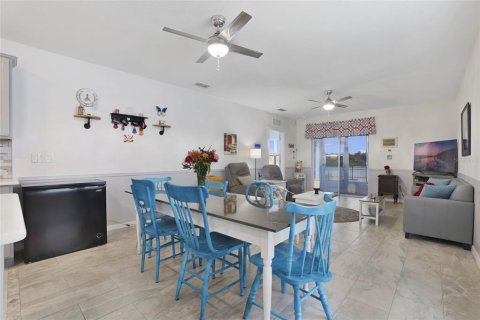 Casa en venta en New Smyrna Beach, Florida, 3 dormitorios, 153.38 m2 № 1394175 - foto 22