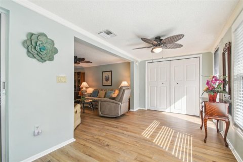 Copropriété à vendre à New Port Richey, Floride: 2 chambres, 97.55 m2 № 1297365 - photo 27