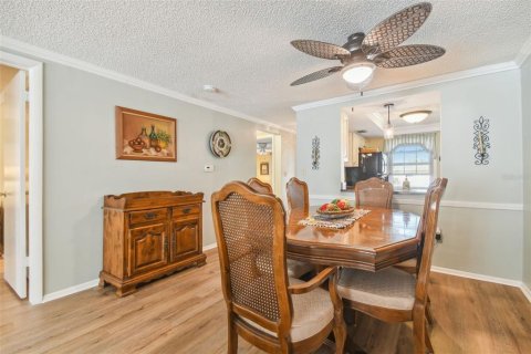 Condominio en venta en New Port Richey, Florida, 2 dormitorios, 97.55 m2 № 1297365 - foto 19