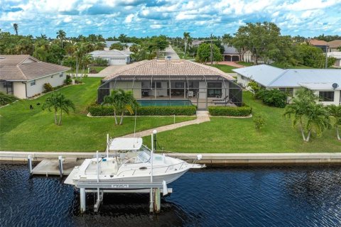 Villa ou maison à vendre à Punta Gorda, Floride: 3 chambres, 135.08 m2 № 1314200 - photo 2