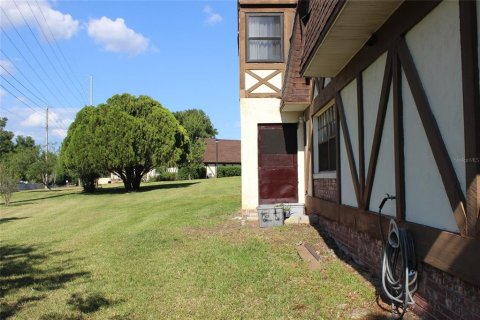 Condo in Leesburg, Florida, 2 bedrooms  № 1244138 - photo 24