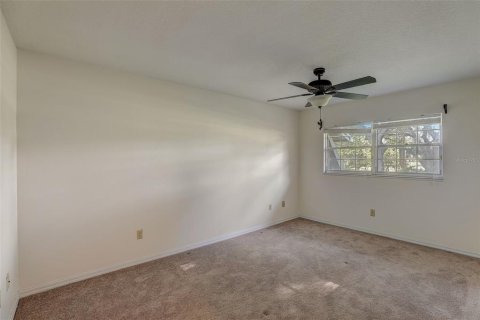 House in Kissimmee, Florida 4 bedrooms, 229.84 sq.m. № 1122992 - photo 23