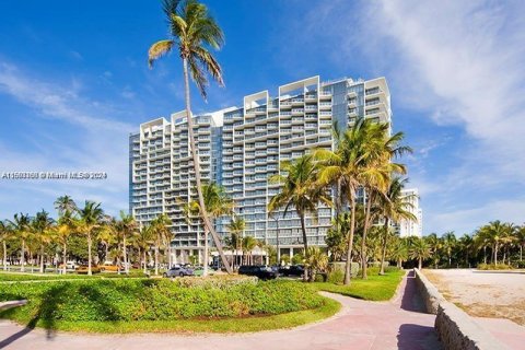 Condominio en venta en Miami Beach, Florida, 1 dormitorio, 95.32 m2 № 1184774 - foto 1