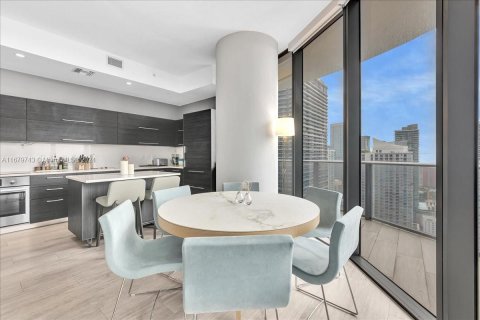 Condominio en venta en Miami, Florida, 3 dormitorios, 126.72 m2 № 1409343 - foto 9