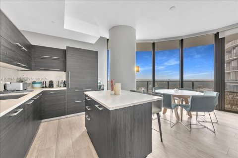 Condominio en venta en Miami, Florida, 3 dormitorios, 126.72 m2 № 1409343 - foto 15