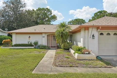 Casa en venta en Palm Harbor, Florida, 2 dormitorios, 174.56 m2 № 1387266 - foto 2