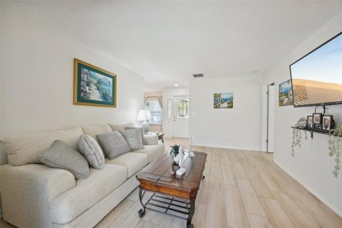 Casa en venta en Palm Harbor, Florida, 2 dormitorios, 174.56 m2 № 1387266 - foto 19