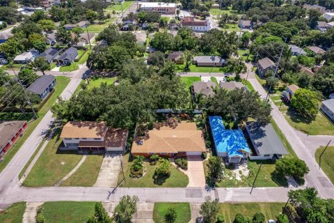 Villa ou maison à vendre à Tampa, Floride: 3 chambres, 273.5 m2 № 1387664 - photo 4