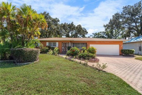 Villa ou maison à vendre à Tampa, Floride: 3 chambres, 273.5 m2 № 1387664 - photo 3