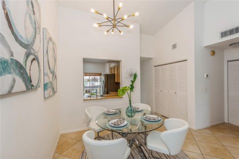 Copropriété à vendre à Deerfield Beach, Floride: 2 chambres, 106.84 m2 № 1230343 - photo 20