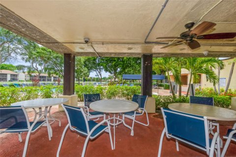 Copropriété à vendre à Deerfield Beach, Floride: 2 chambres, 106.84 m2 № 1230343 - photo 5