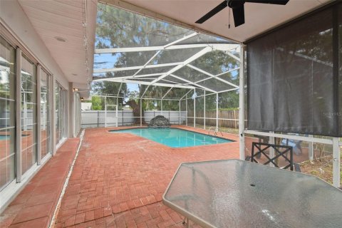 Casa en venta en Tampa, Florida, 5 dormitorios, 263.47 m2 № 1251396 - foto 7