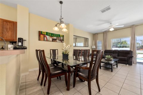 Touwnhouse à vendre à Kissimmee, Floride: 3 chambres, 120.31 m2 № 1296887 - photo 7