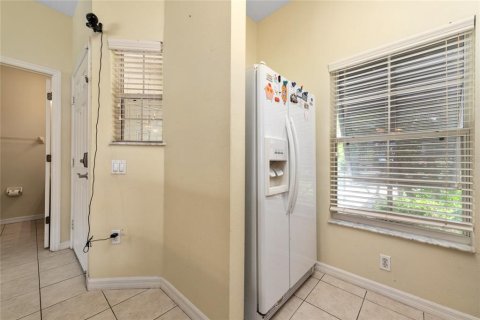 Touwnhouse à vendre à Kissimmee, Floride: 3 chambres, 120.31 m2 № 1296887 - photo 4