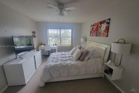 Condominio en venta en Doral, Florida, 1 dormitorio, 65.96 m2 № 1233597 - foto 6
