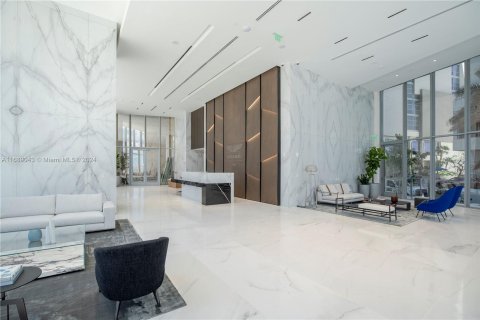 Condominio en venta en Miami, Florida, 3 dormitorios, 285.95 m2 № 1436989 - foto 5