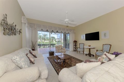 Casa en venta en Port Charlotte, Florida, 2 dormitorios, 168.34 m2 № 1363115 - foto 9