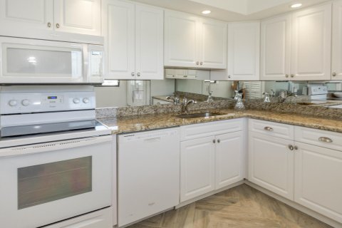 Condo in Jupiter, Florida, 2 bedrooms  № 1135335 - photo 27