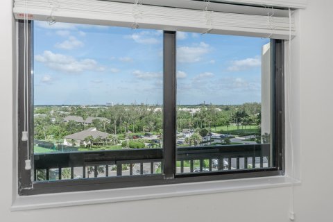 Condo in Jupiter, Florida, 2 bedrooms  № 1135335 - photo 25