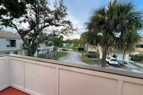 Adosado en venta en Plantation, Florida, 4 dormitorios, 164.44 m2 № 1372826 - foto 10