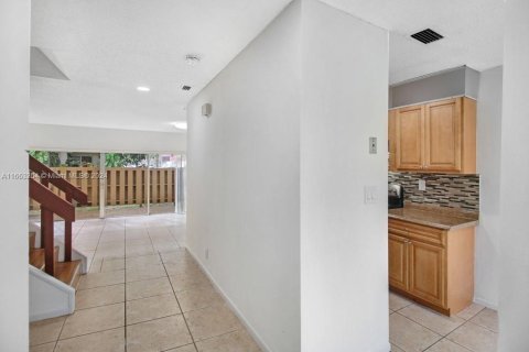 Adosado en venta en Plantation, Florida, 4 dormitorios, 164.44 m2 № 1372826 - foto 30