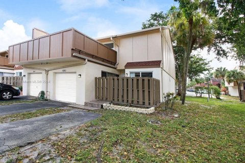 Adosado en venta en Plantation, Florida, 4 dormitorios, 164.44 m2 № 1372826 - foto 27