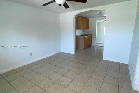 House in St. Lucie, Florida 2 bedrooms, 89.74 sq.m. № 1321254 - photo 12