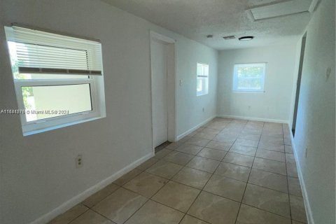 House in St. Lucie, Florida 2 bedrooms, 89.74 sq.m. № 1321254 - photo 25