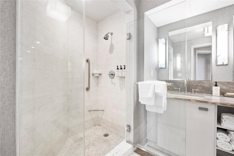 Copropriété à vendre à Fort Lauderdale, Floride: 2 chambres, 103.4 m2 № 1081377 - photo 26