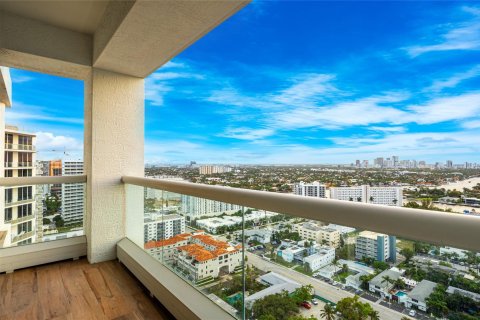 Copropriété à vendre à Fort Lauderdale, Floride: 2 chambres, 103.4 m2 № 1081377 - photo 18