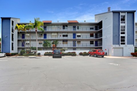 Condominio en venta en Delray Beach, Florida, 2 dormitorios, 96.99 m2 № 1081378 - foto 21