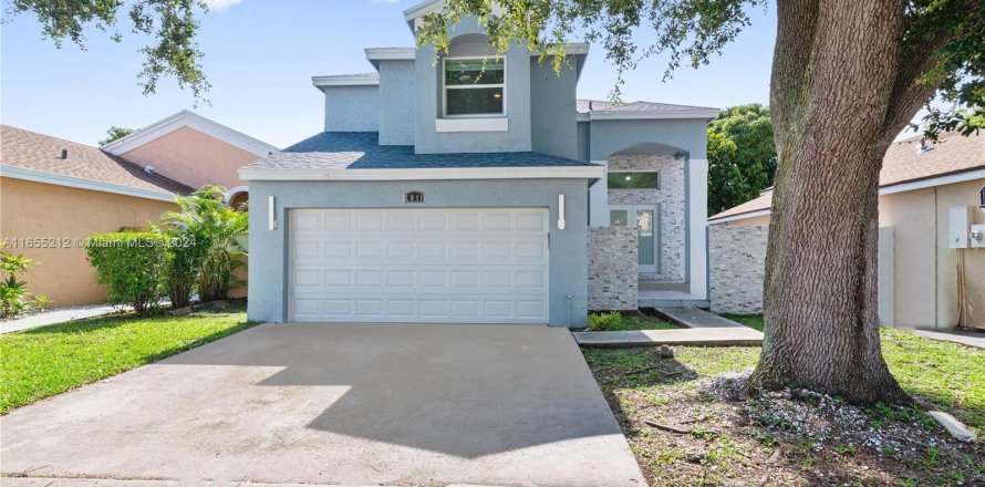 Villa ou maison à Miramar, Floride 3 chambres, 197.6 m2 № 1364269