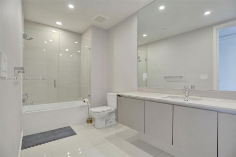 Copropriété à vendre à Aventura, Floride: 3 chambres, 275.18 m2 № 1377371 - photo 24