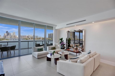 Condo in Aventura, Florida, 3 bedrooms  № 1377371 - photo 7