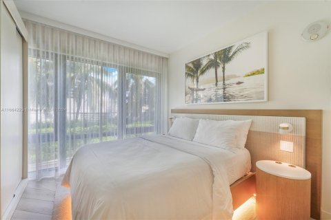 Copropriété à vendre à Miami Beach, Floride: 2 chambres, 121.33 m2 № 1377369 - photo 15