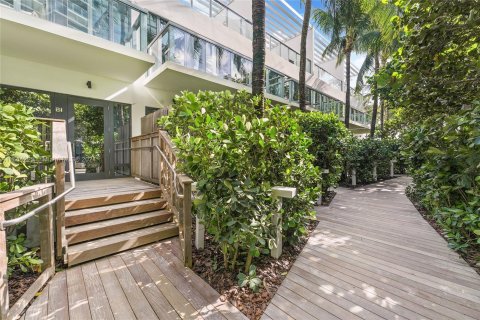 Copropriété à vendre à Miami Beach, Floride: 2 chambres, 121.33 m2 № 1377369 - photo 24