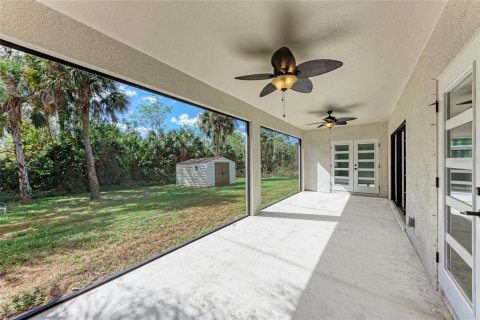 House in Port Charlotte, Florida 3 bedrooms, 129.41 sq.m. № 1432456 - photo 30