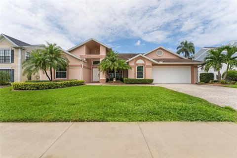 Villa ou maison à vendre à Odessa, Floride: 4 chambres, 234.49 m2 № 1368443 - photo 1