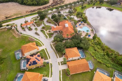 Villa ou maison à vendre à Davenport, Floride: 4 chambres, 184.23 m2 № 1368481 - photo 2